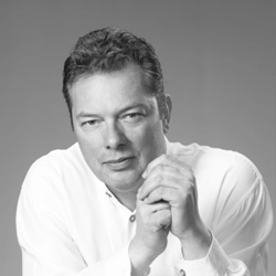 Univ.-Prof. Andreas Stoehr